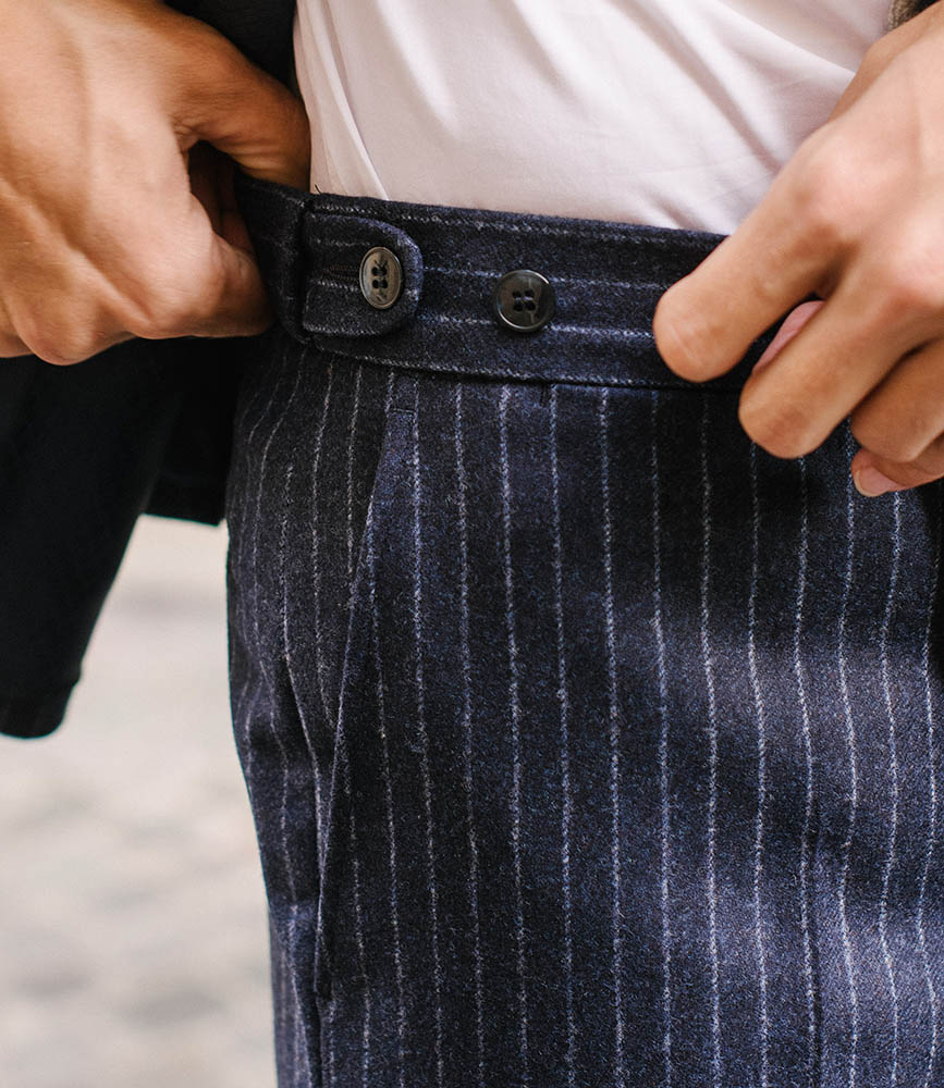 Comment réduire le tour de taille d'un pantalon ?