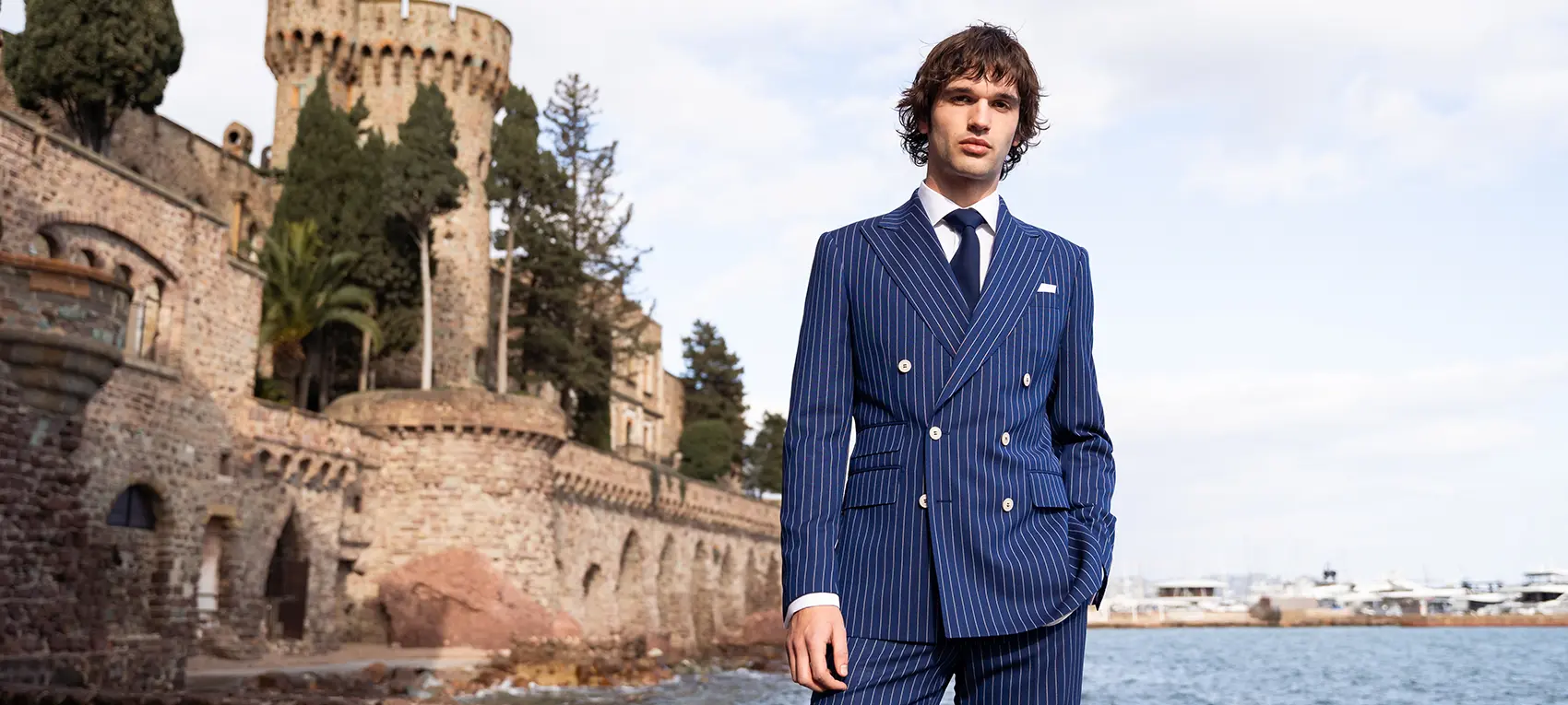 costumes sur mesure homme en série limitée Paris